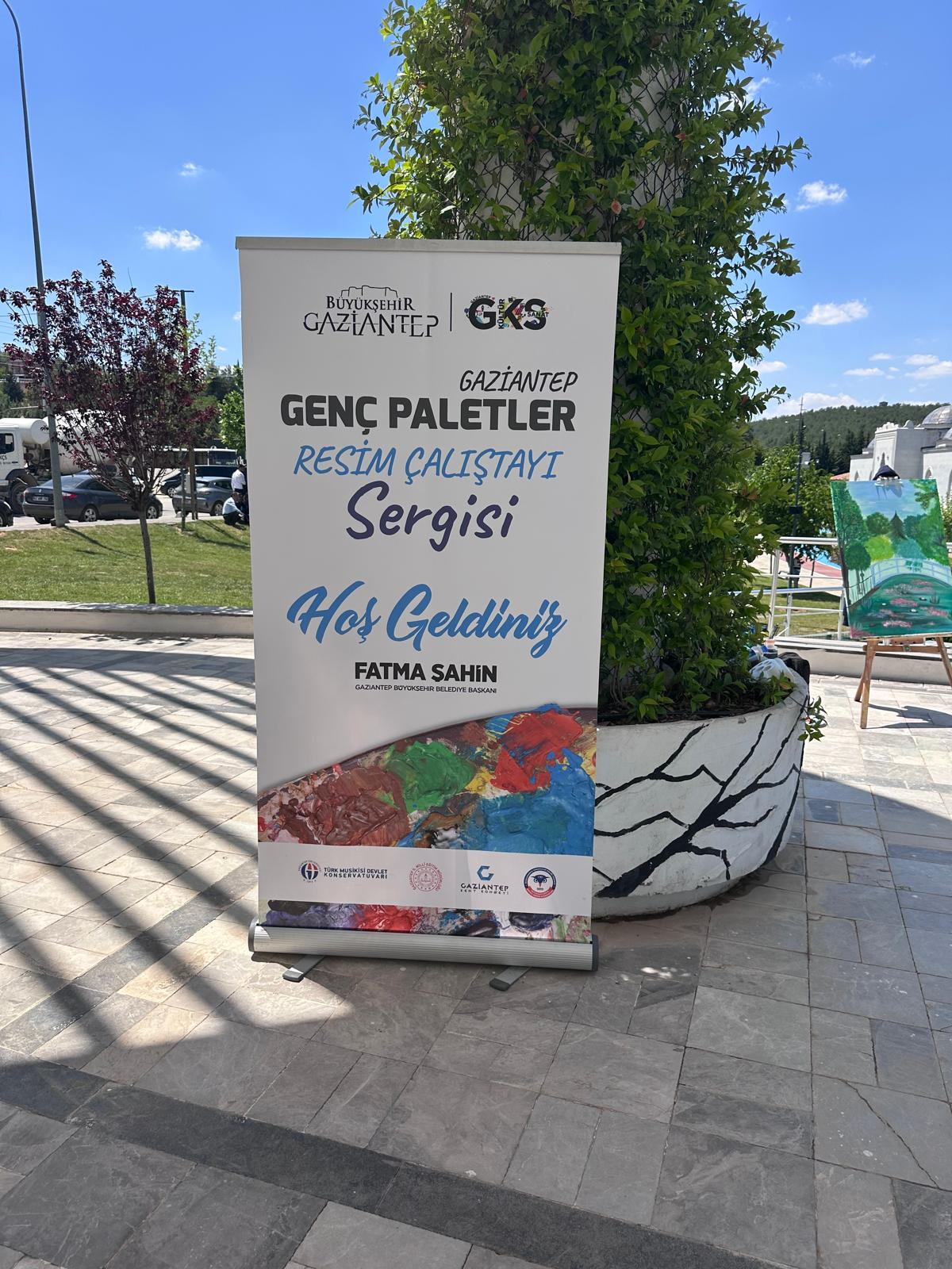 Genç Paletler Resim Çalıştayı genç sanatçılara ilham dolu anlar yaşattı!